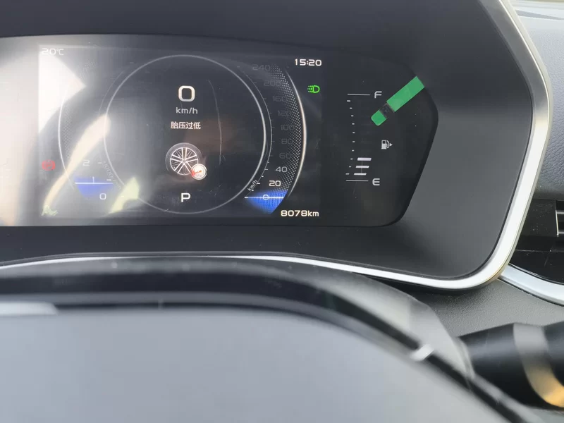 GEELY PrefaceL 2023 car image #18