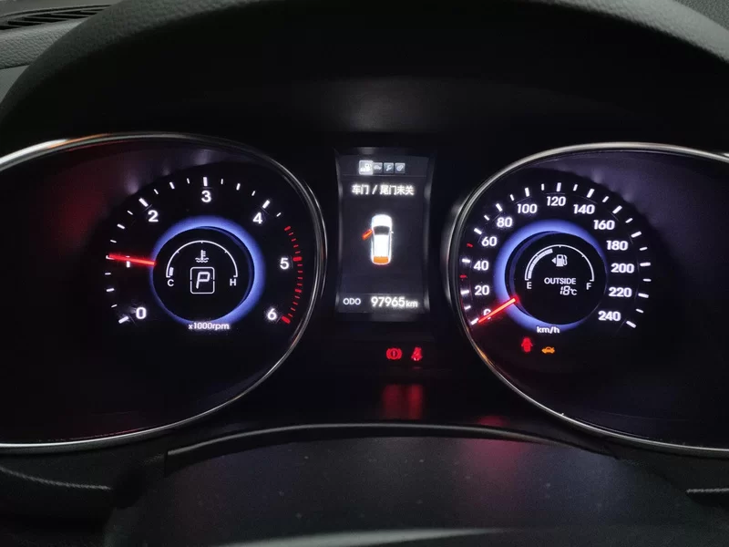 Hyundai Grand Santa Fe 2014 car image #18