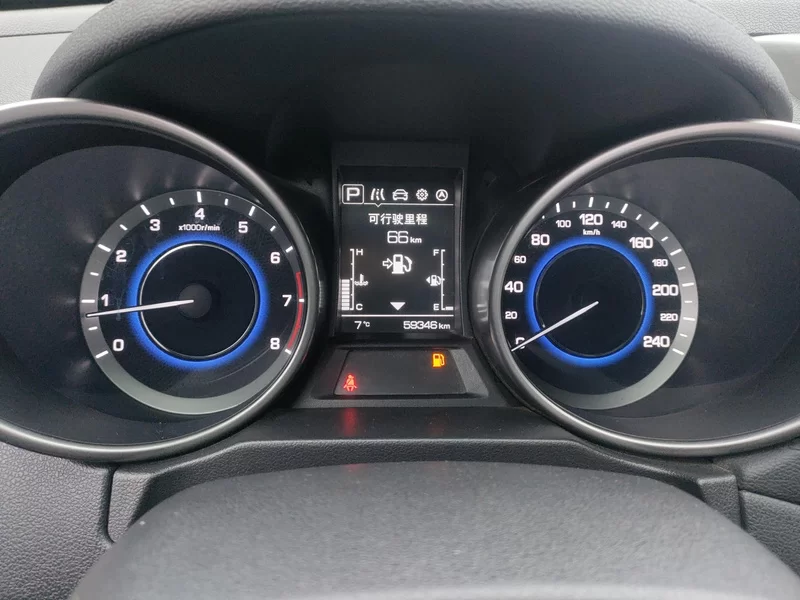 Changan CS35 2018 #18 Changan CS35 2018 car image #18