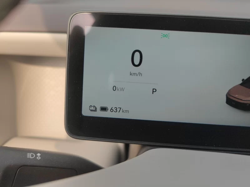 零跑汽车 零跑B01 2025 汽车图片 #18