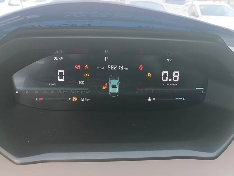 Changan CS55PLUS PHEV 2022 صورة سيارة #18