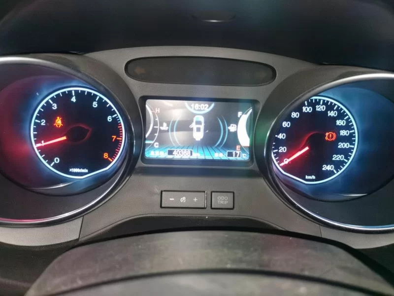 BYD Yuan 2019 car image #18