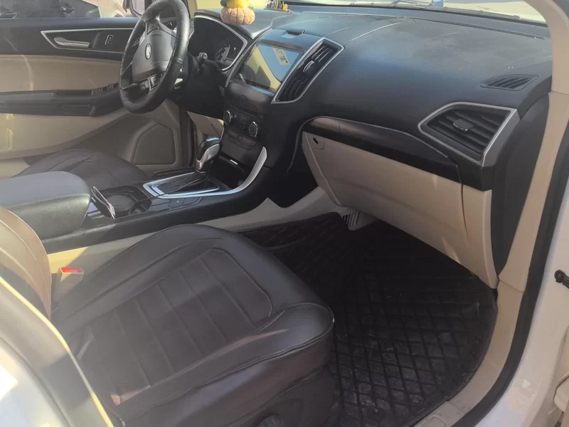 Ford Edge 2019 imagen de coche #18