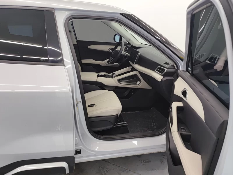 BYD YuanUP 2024 #18 BYD YuanUP 2024 car image #18