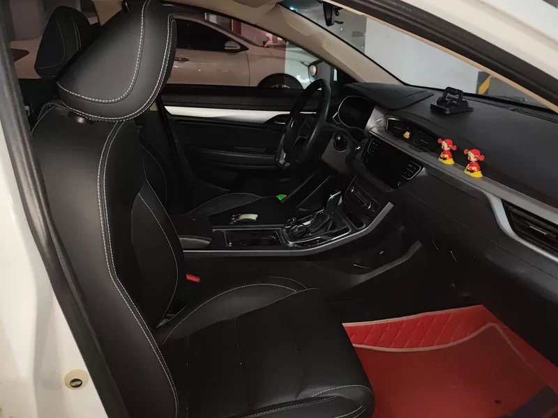 GEELY Emgrand 2018 car image #18