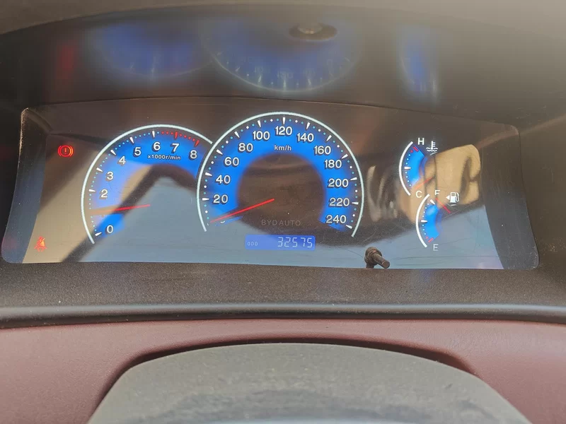 BYD F3 2018 immagine di auto #18