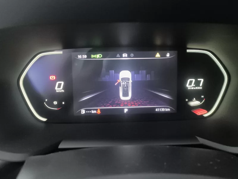 MG 5 2022 immagine di auto #18