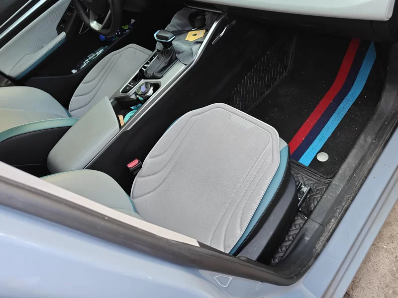GEELY Emgrand 2023 car image #18
