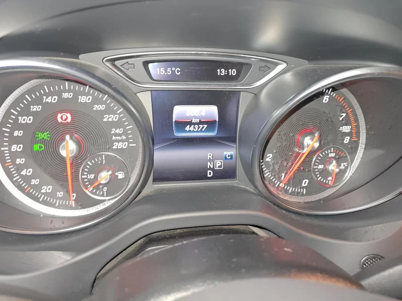 Mercedes-Benz GLA Class 2019 car image #18