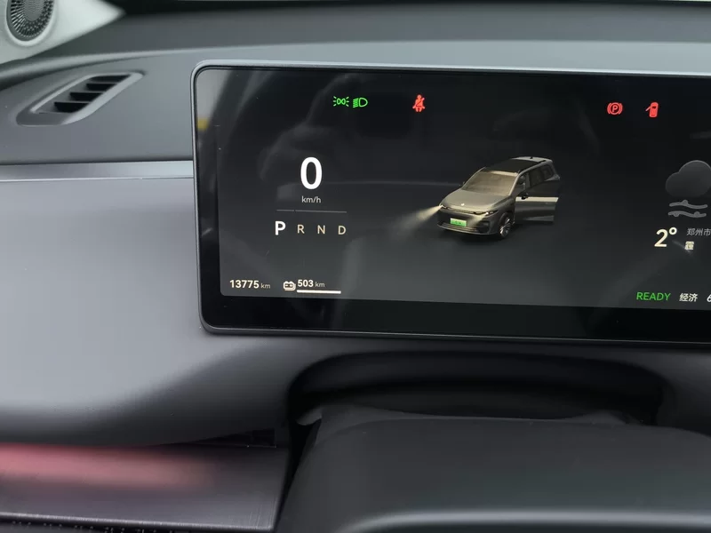 零跑汽车 零跑C16 2025 汽车图片 #18