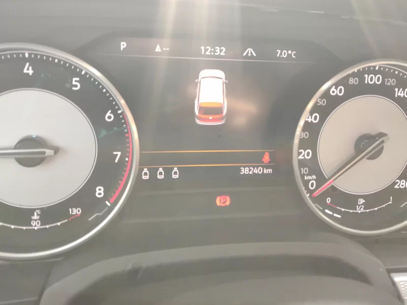 Volkswagen Touareg 2020 car image #18