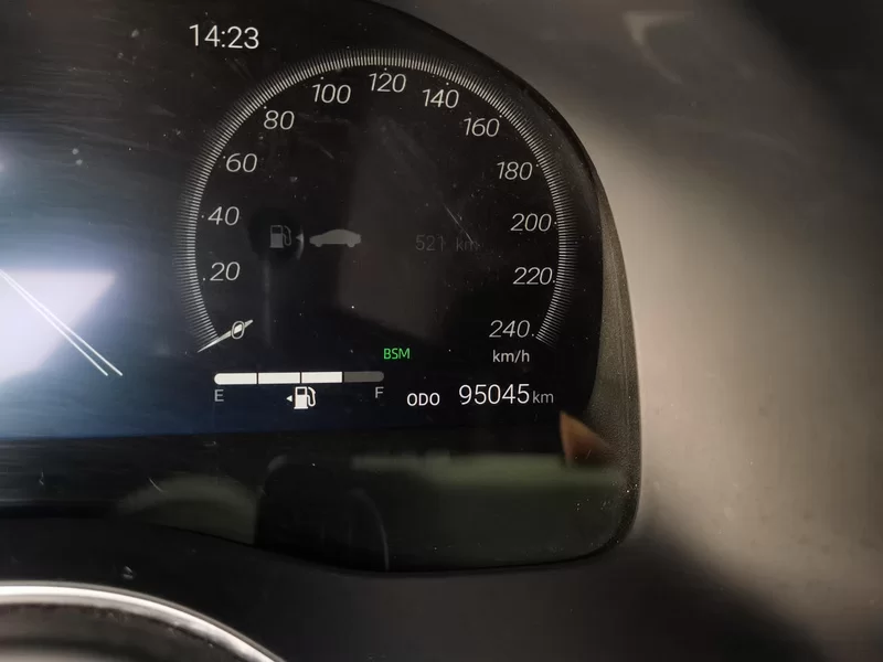 Toyota Avalon 2023 car image #18