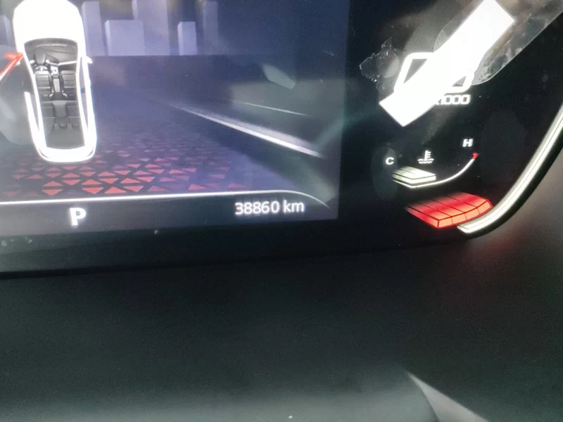 5 2022 car image #18