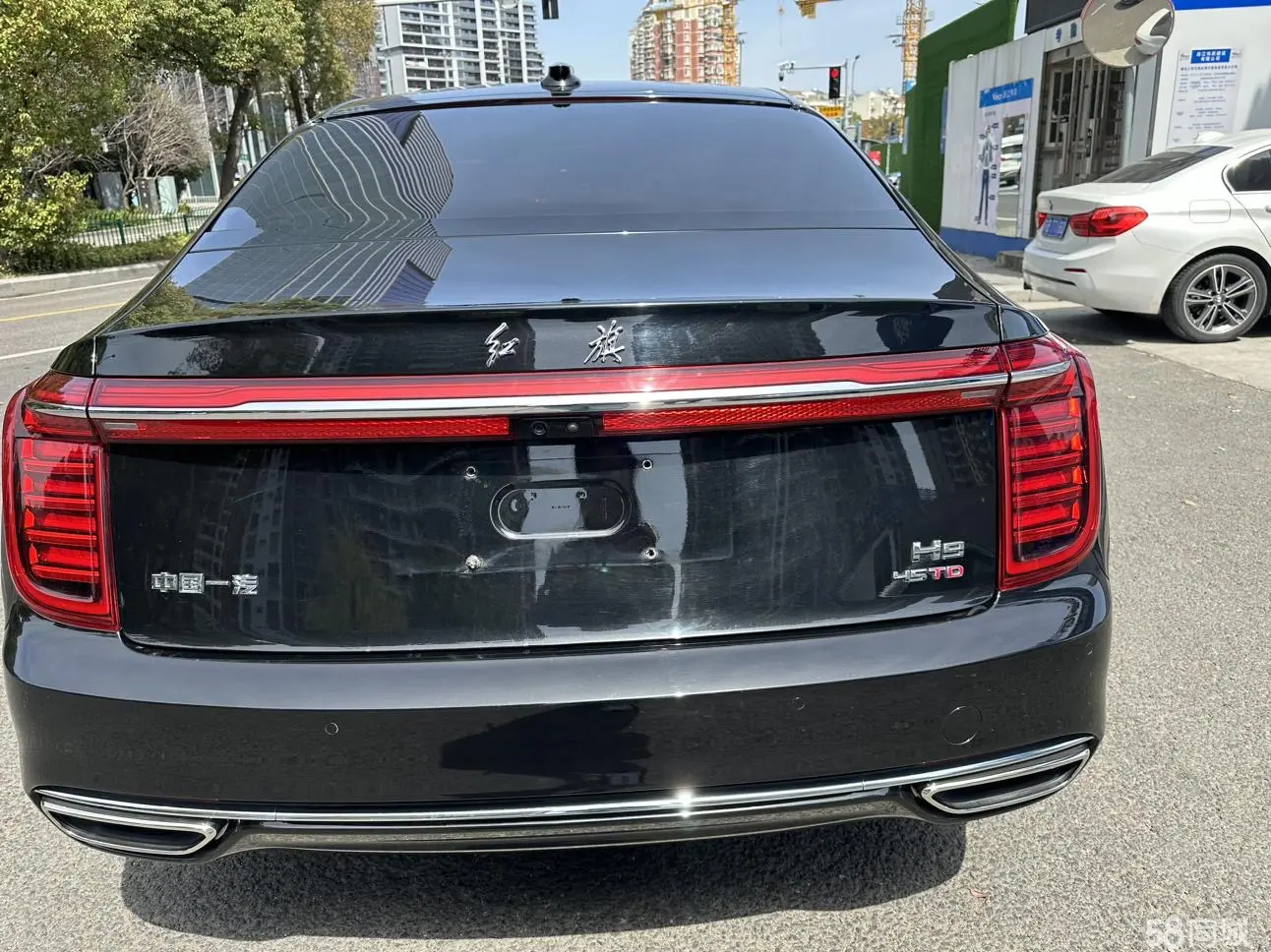 HongQi H9 2020 car image #18