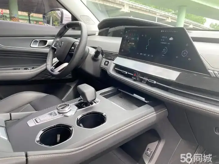 Changan UNI-K 2024 #18 Changan UNI-K 2024 car image #18