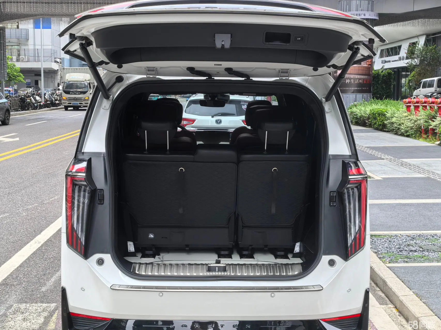 GAC Trumpchi E9 2023 imagen de coche #18