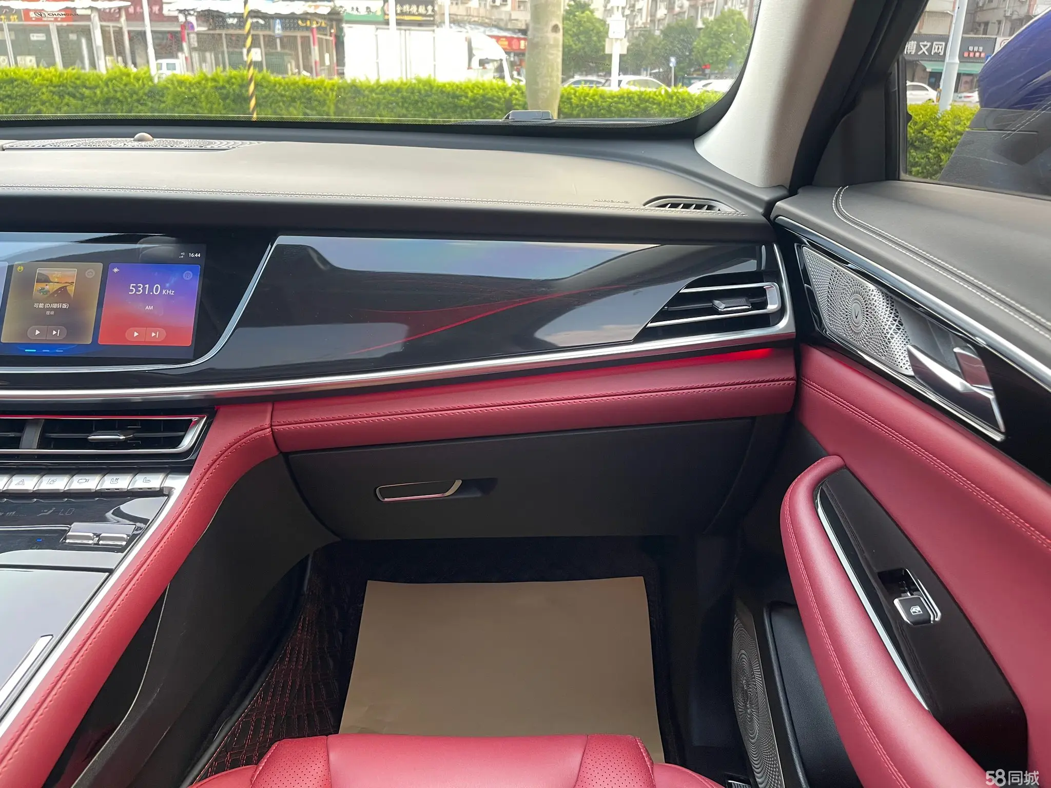 Changan CS85 Coupe 2019 car image #18