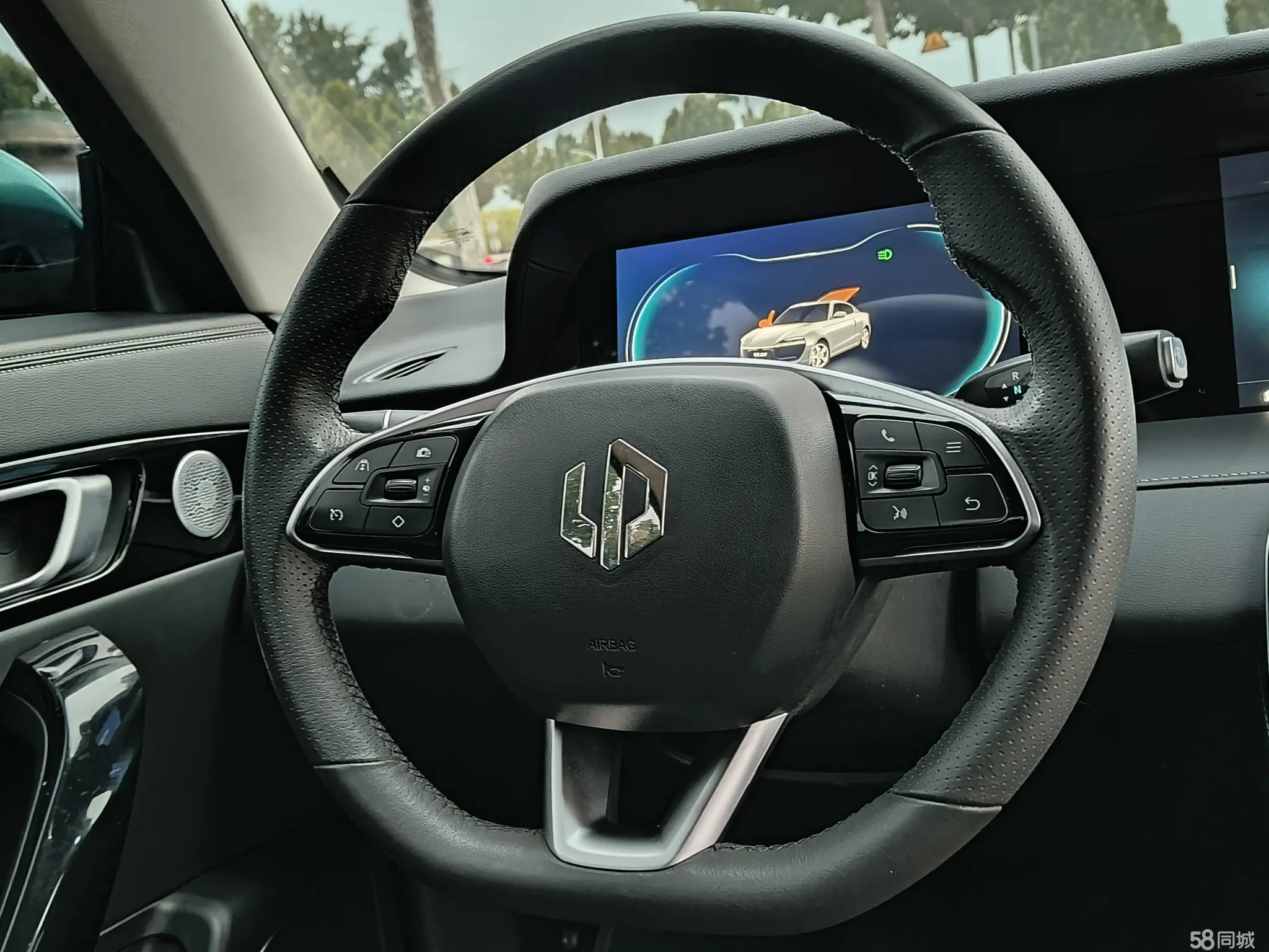 零跑汽车 零跑S01 2021 汽车图片 #18