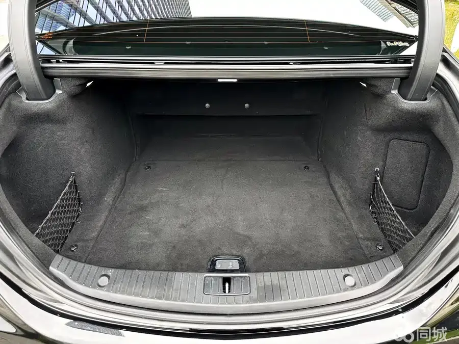 Mercedes-Benz Maybach S Class 2018 car image #18