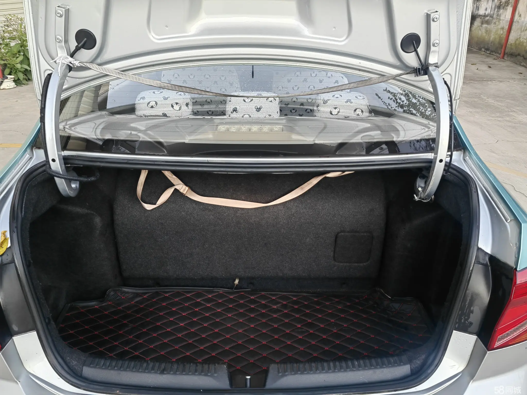 Volkswagen Jetta 2019 immagine di auto #18