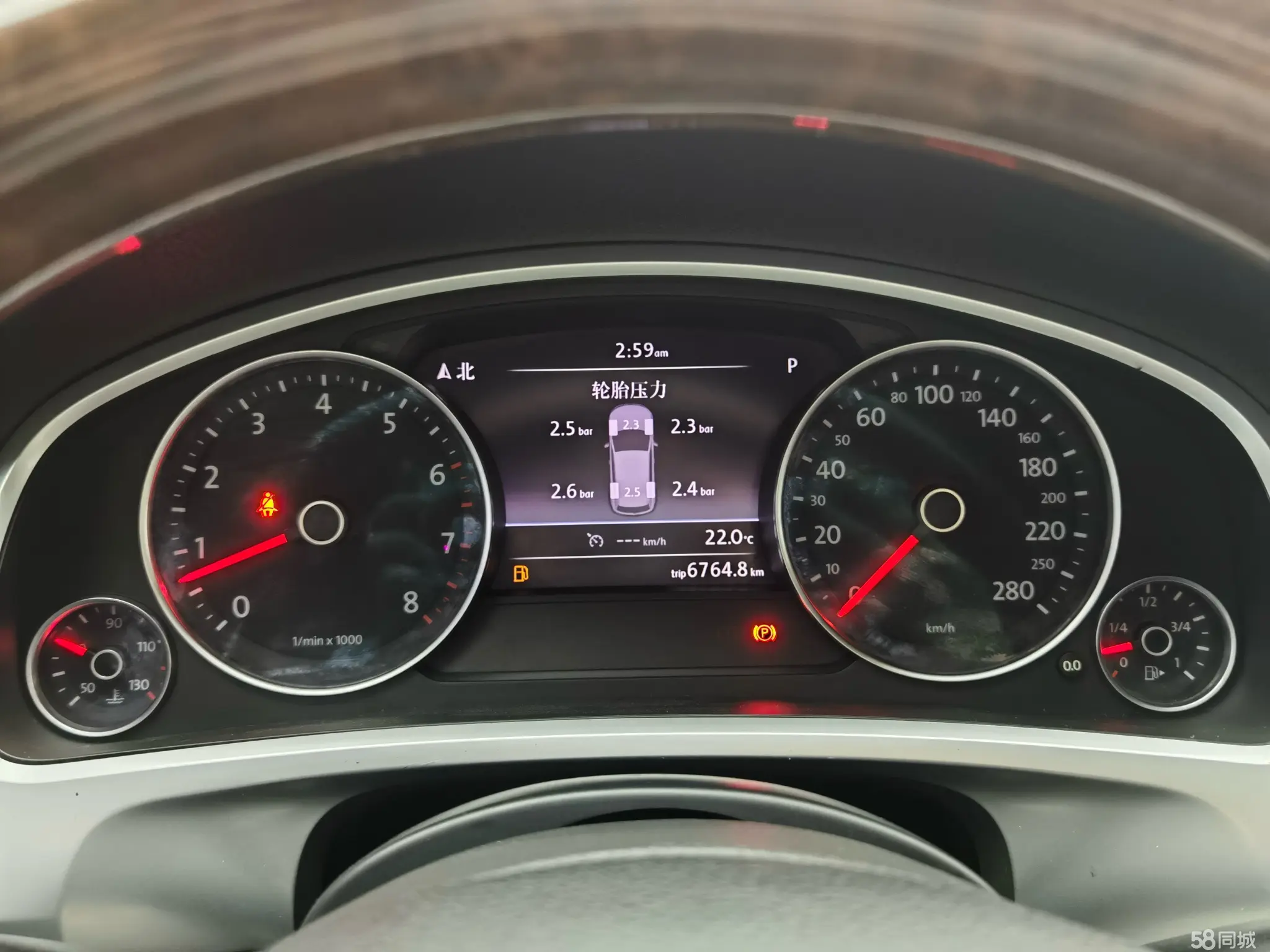 Volkswagen Touareg 2012 car image #18