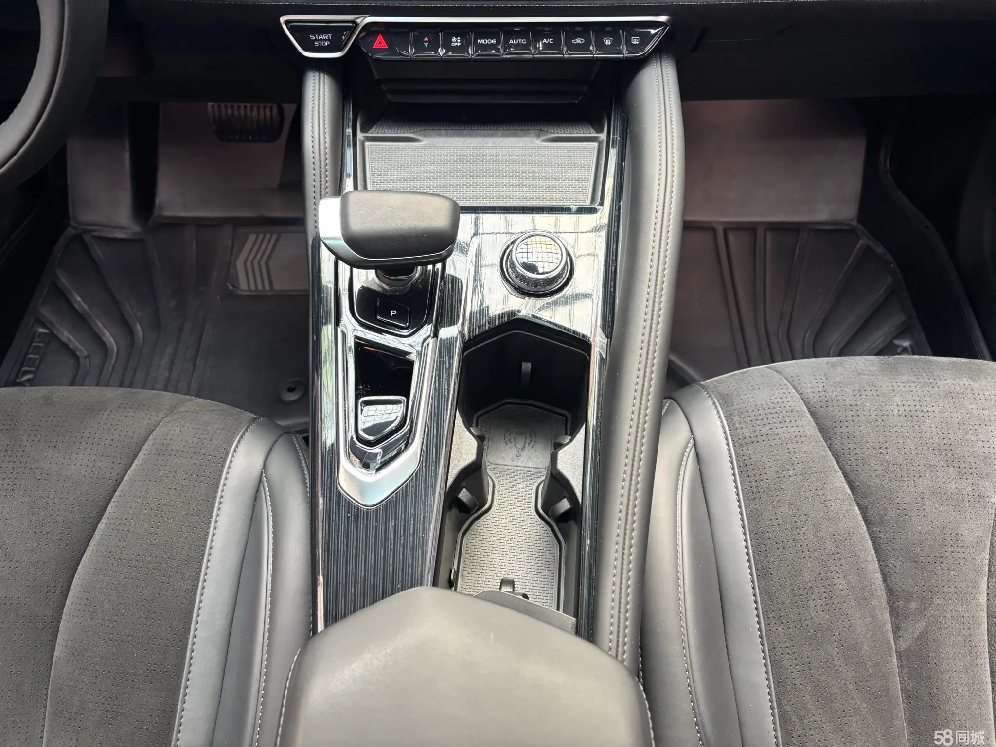 GEELY Monjaro 2022 immagine di auto #18