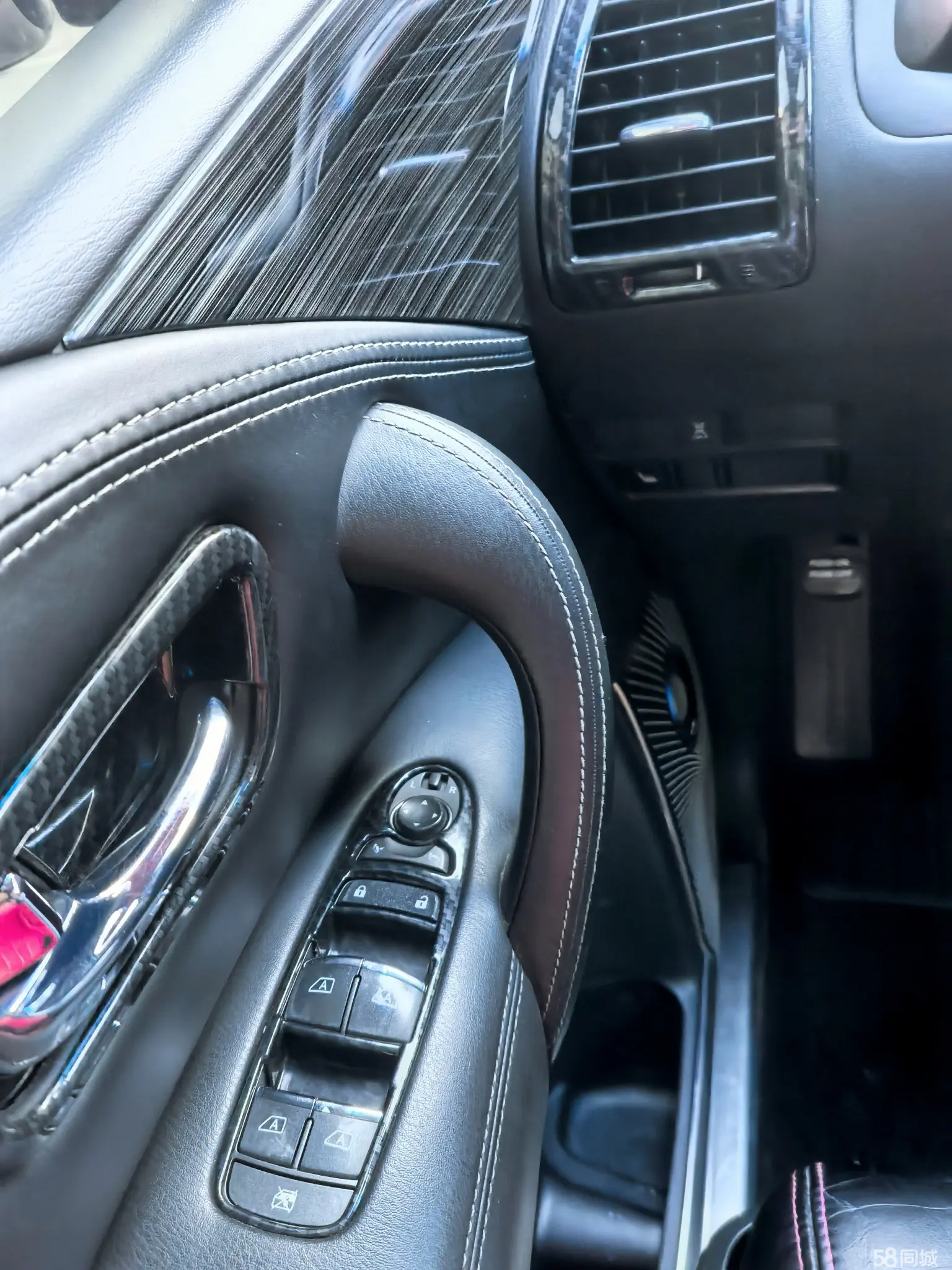 日产 途乐 2018 汽车图片 #18