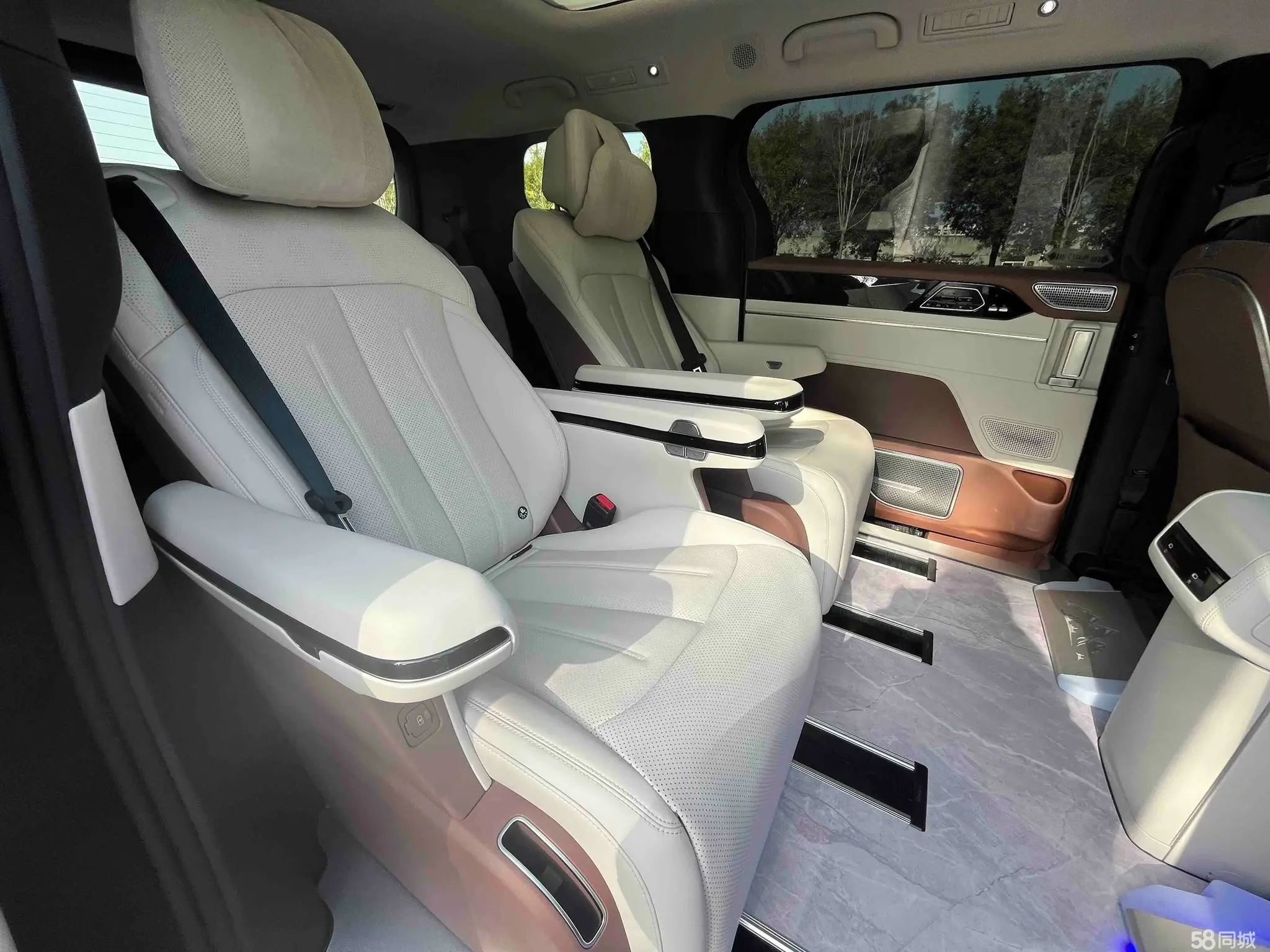 BYD Xia 2024 car image #18