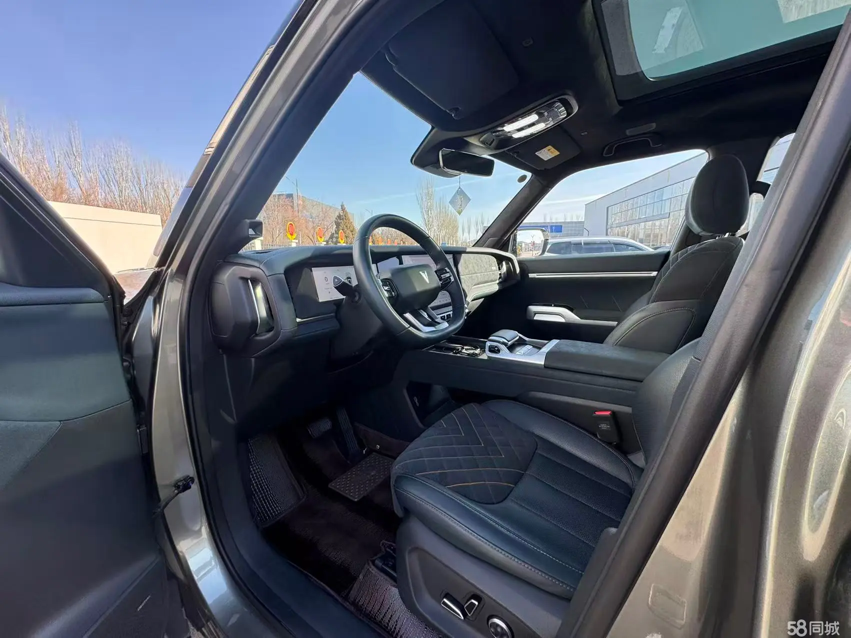 Deepal G318 2024 car image #18