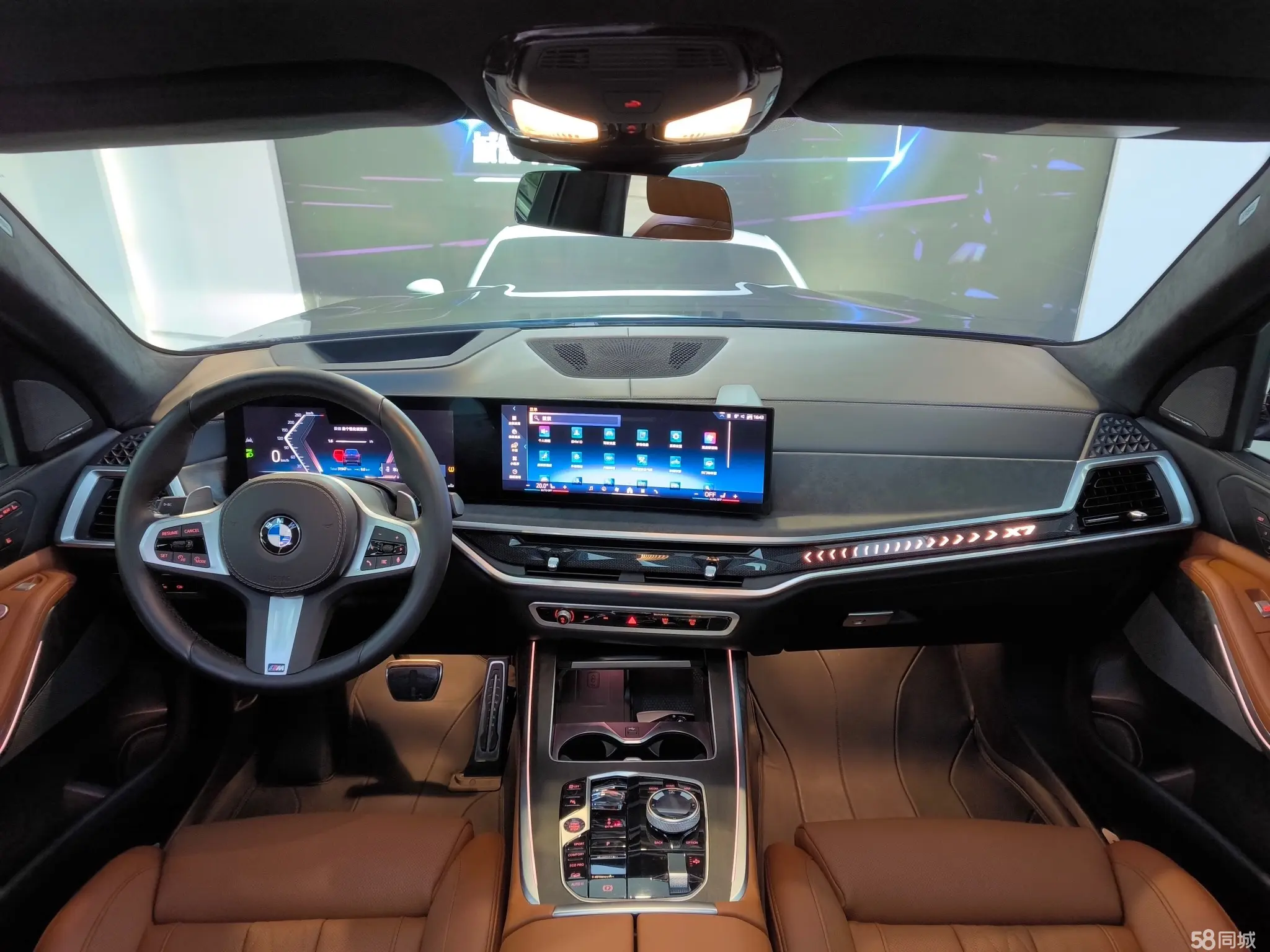 BMW X7 2023 immagine di auto #18