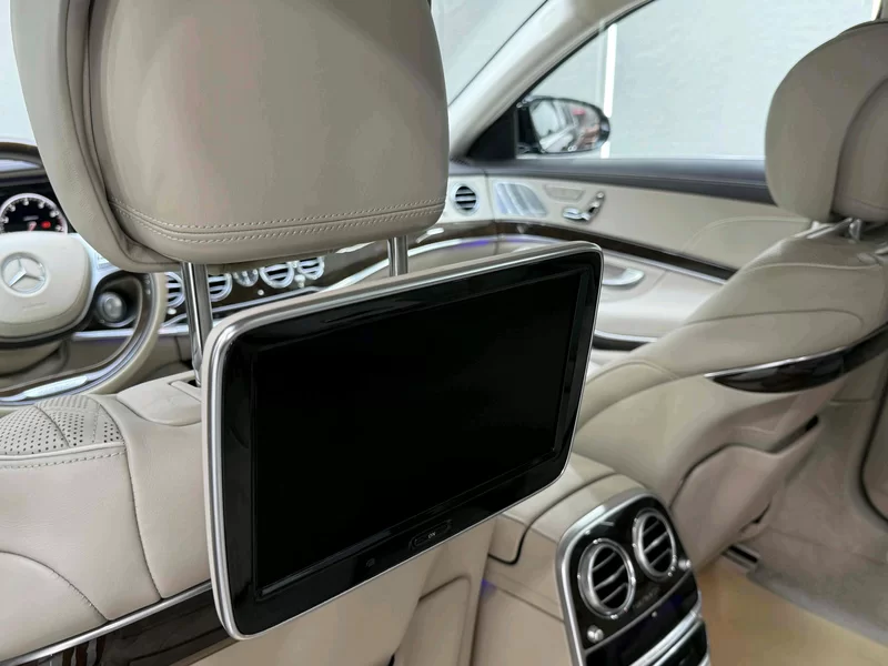 Mercedes-Benz Maybach S Class 2016 car image #18
