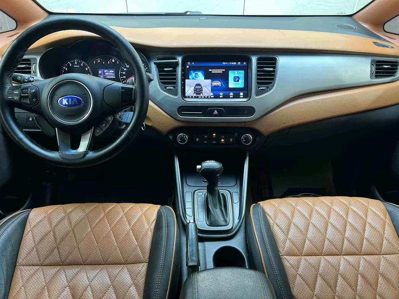 起亚 佳乐 2014 汽车图片 #18