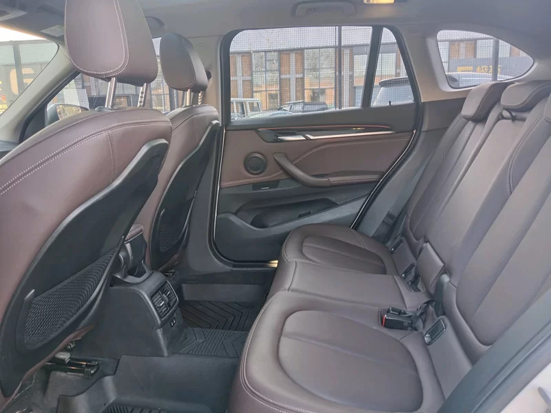 BMW X1 2020 car image #18