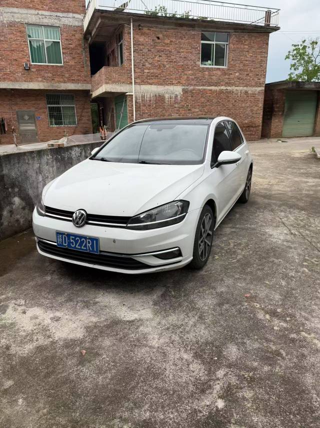 2017 car image 