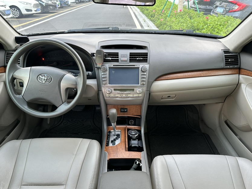 Toyota Camry 2011 car image #9