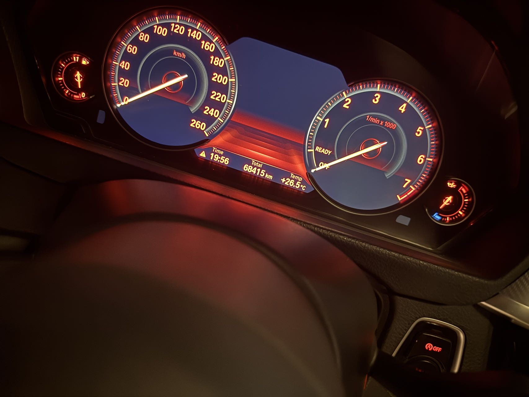 BMW 3 Series 2019 car image #8