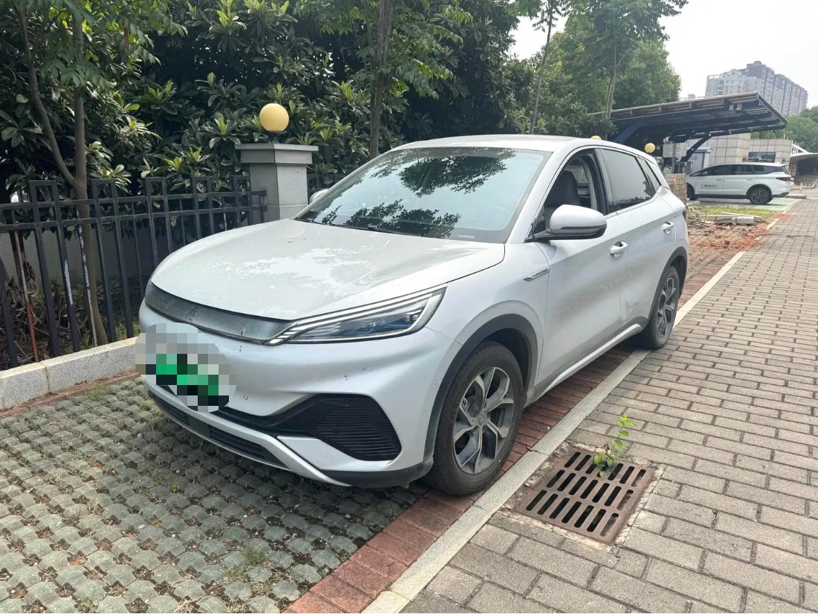 BYD Yuan Plus 2024 immagine di auto 