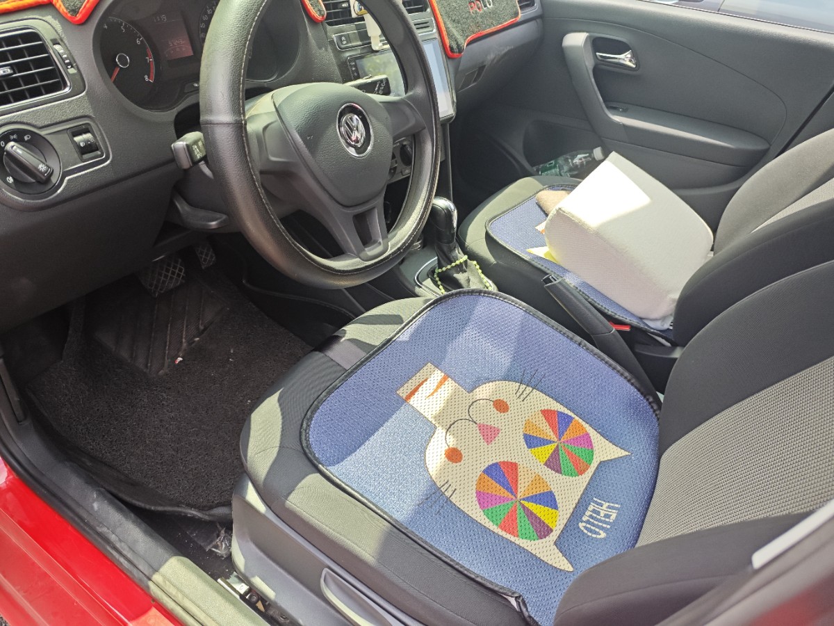 Volkswagen Polo 2018 car image #4