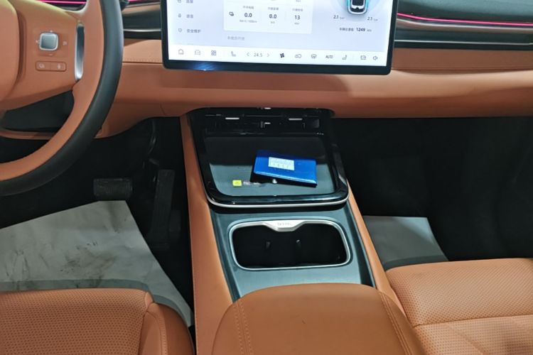 Deepal S05 2024 car image #18