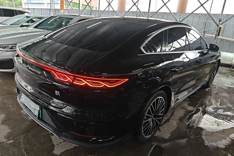 BYD Han 2024 car image #7
