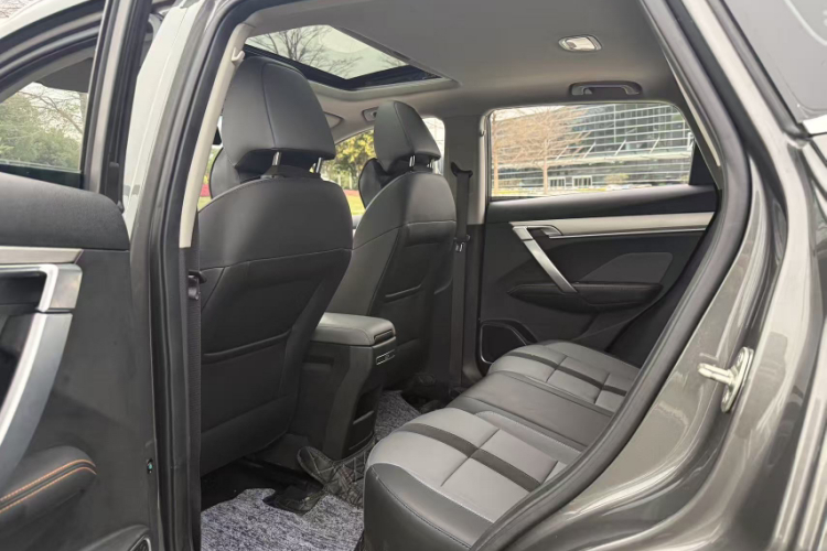 GEELY Coolray 2023 #10 GEELY Coolray 2023 car image #10