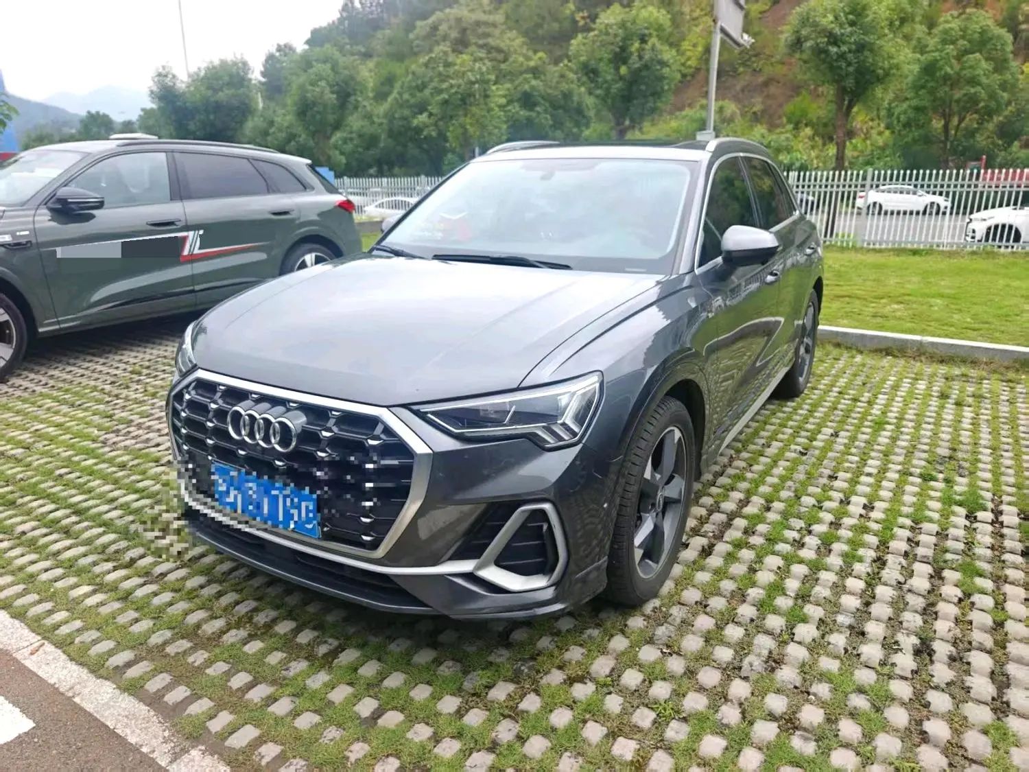 2021 immagine di auto 