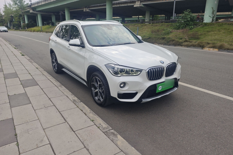BMW X1 2019 #4 BMW X1 2019 car image #4