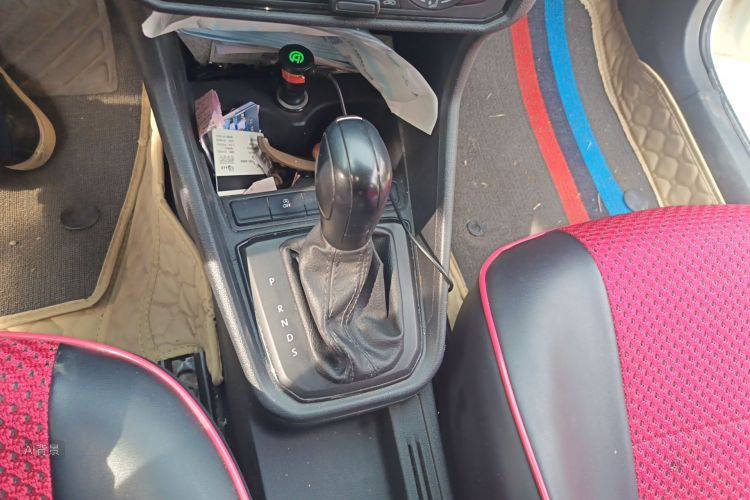 Volkswagen Santana 2022 car image #16