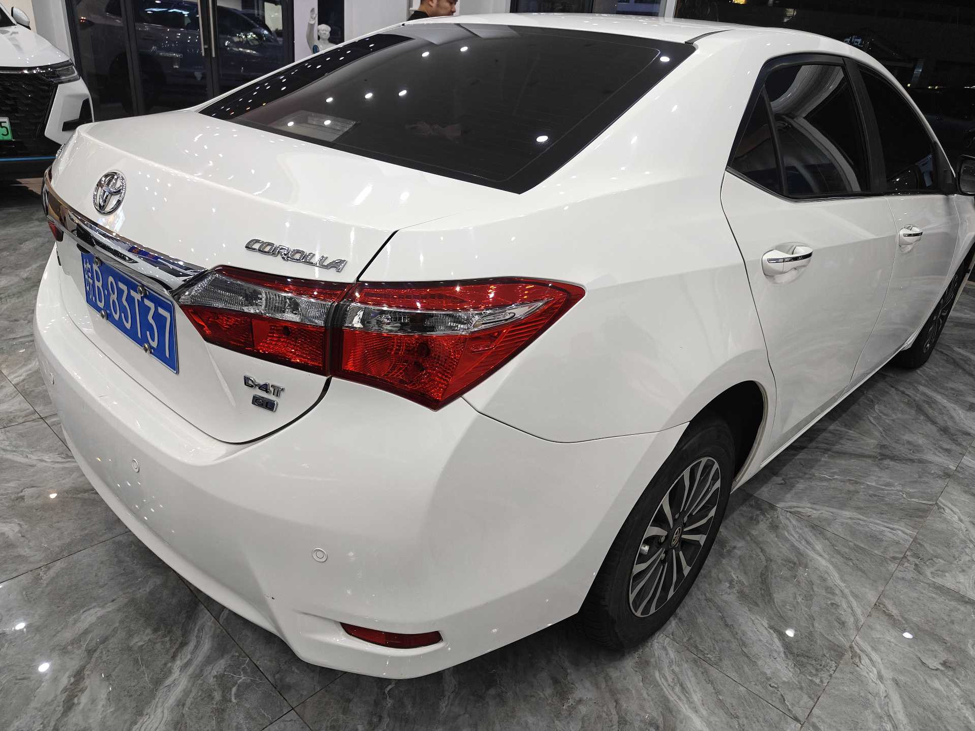 Toyota Corolla 2019 #4 Toyota Corolla 2019 صورة سيارة #4