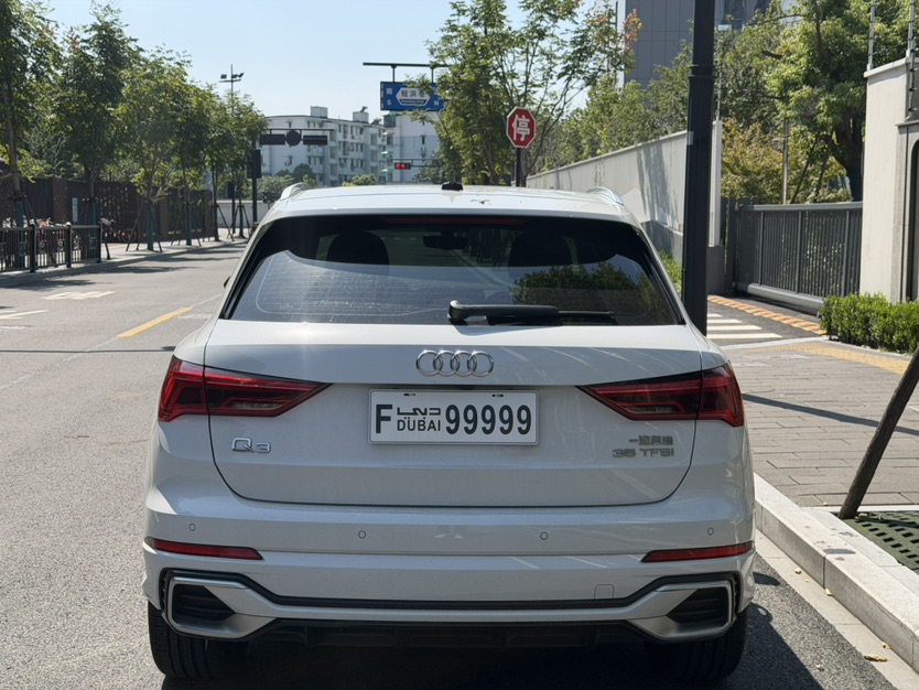 Audi Q3 2025 #4 Audi Q3 2025 car image #4