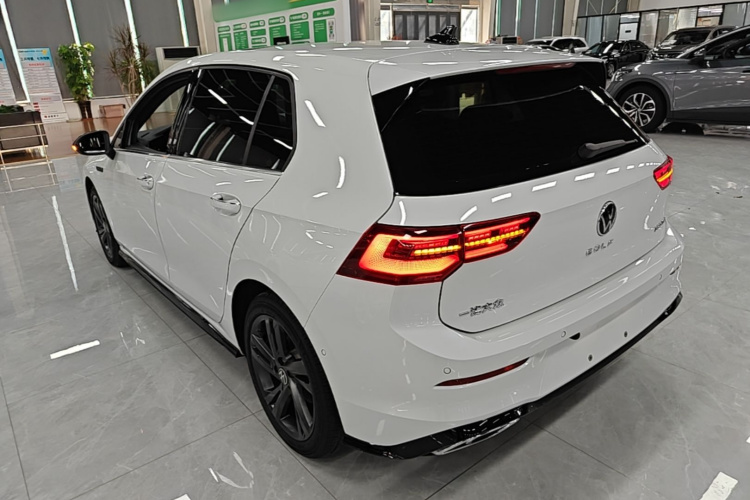 Volkswagen Golf 2021 #7 Volkswagen Golf 2021 car image #7