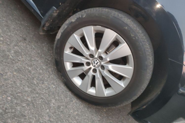 Volkswagen Lavida 2015 car image #9