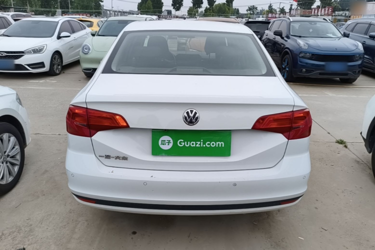Volkswagen Bora 2023 car image #4