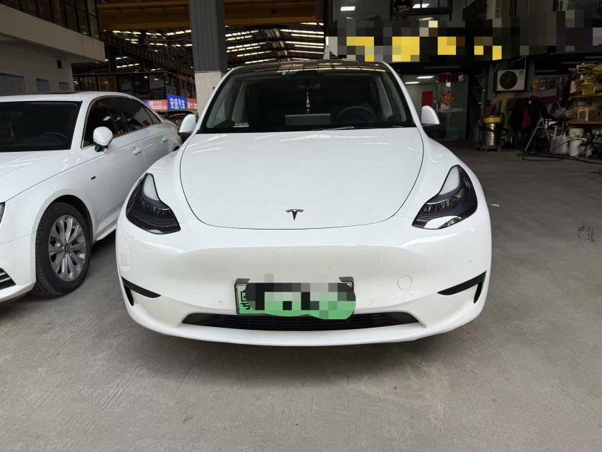 Tesla Model Y 2022 Tesla Model Y 2022 car image
